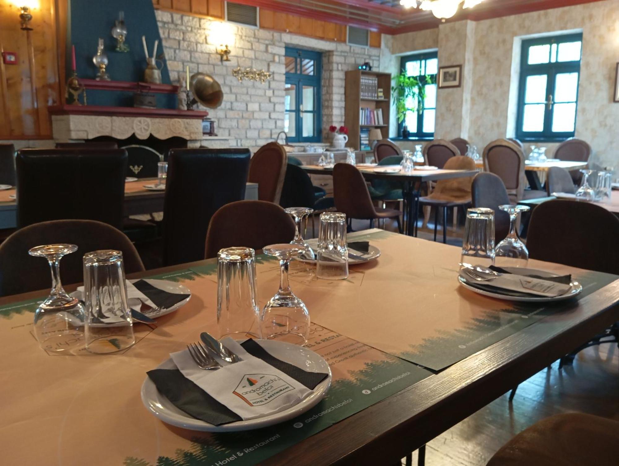 Beloi Hotel Vitsa Buitenkant foto